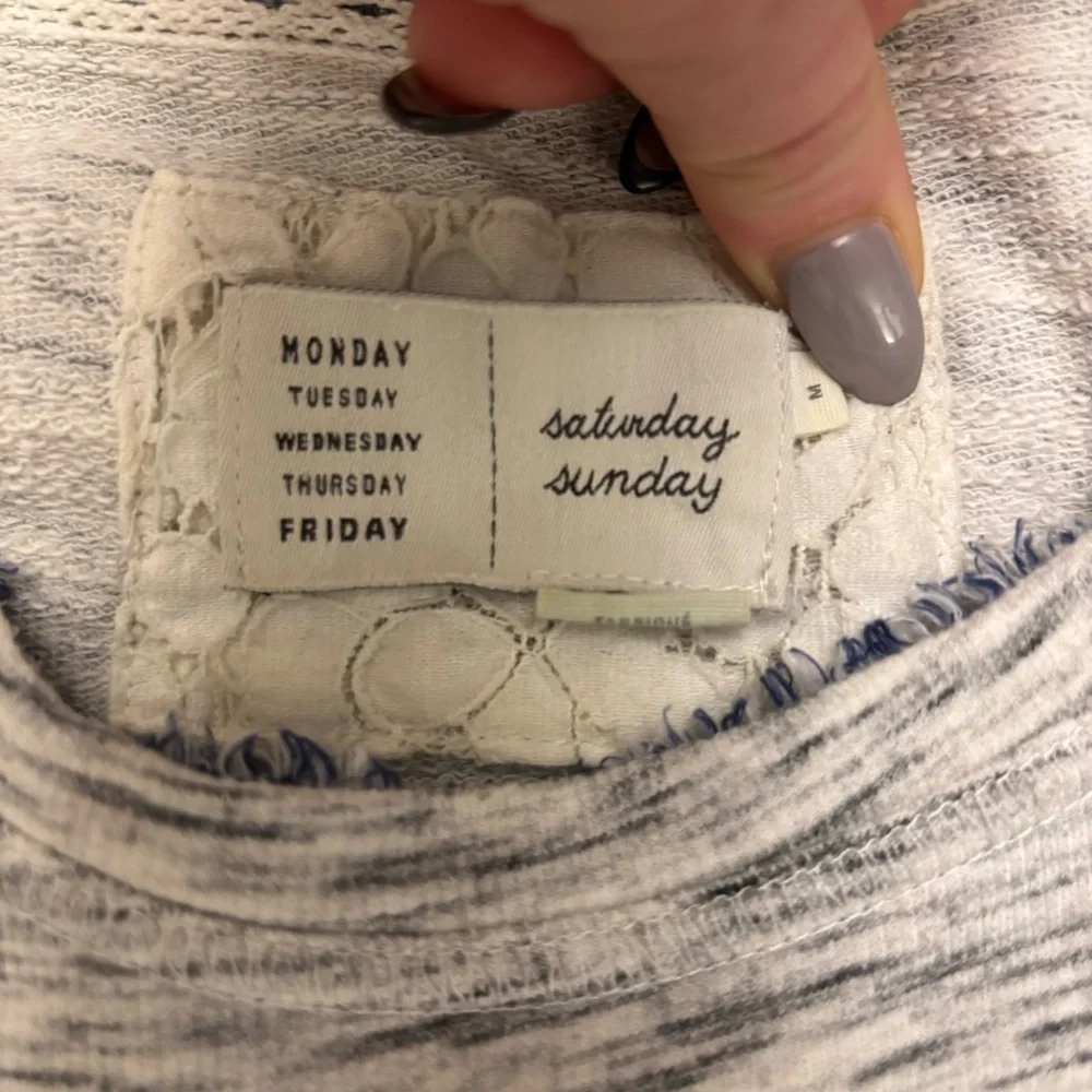 Saturday Sunday Elora Denim Ruffle Pullover Top. - Picture 4 of 8